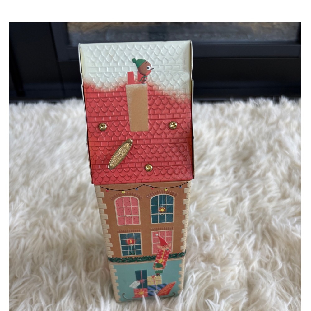 Vintage Gingerbread House Tin Scotland‎ Musical Christmas Decor